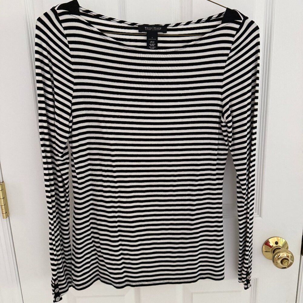 White House Black Market Long sleeved Boat Neck Top - Small